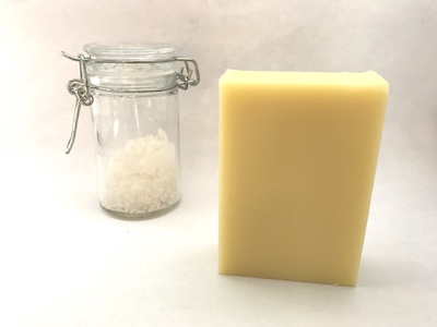 HELLE MEERESBRIESE MEERSALZ OHNE ZUSATZTSTOFFE GUT VERTRAEGLICH NEURODERMITIS GEEIGNET VEGAN FREI VON PALMOEL